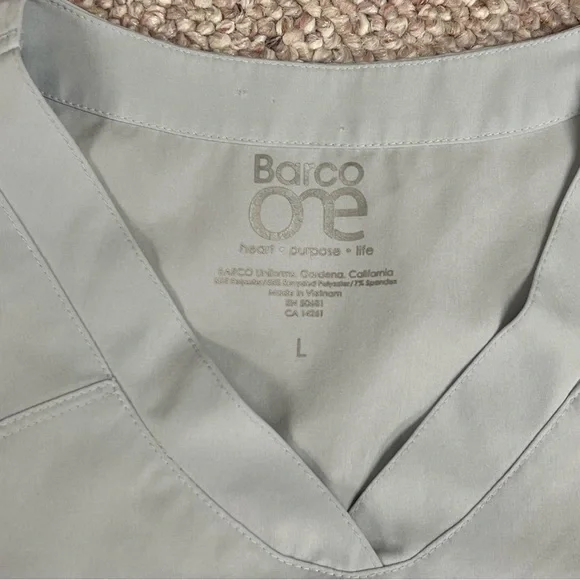 Barco one scrub top - Picture 4 of 5